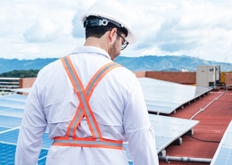 los-beneficios-de-los-paneles-solares-deducciones-fiscales - APsystems LATAM